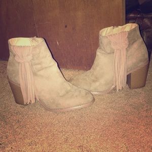 Tan Forever 21 booties